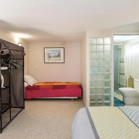 Apartment Independant En Maison A 15 Min De Lyon *